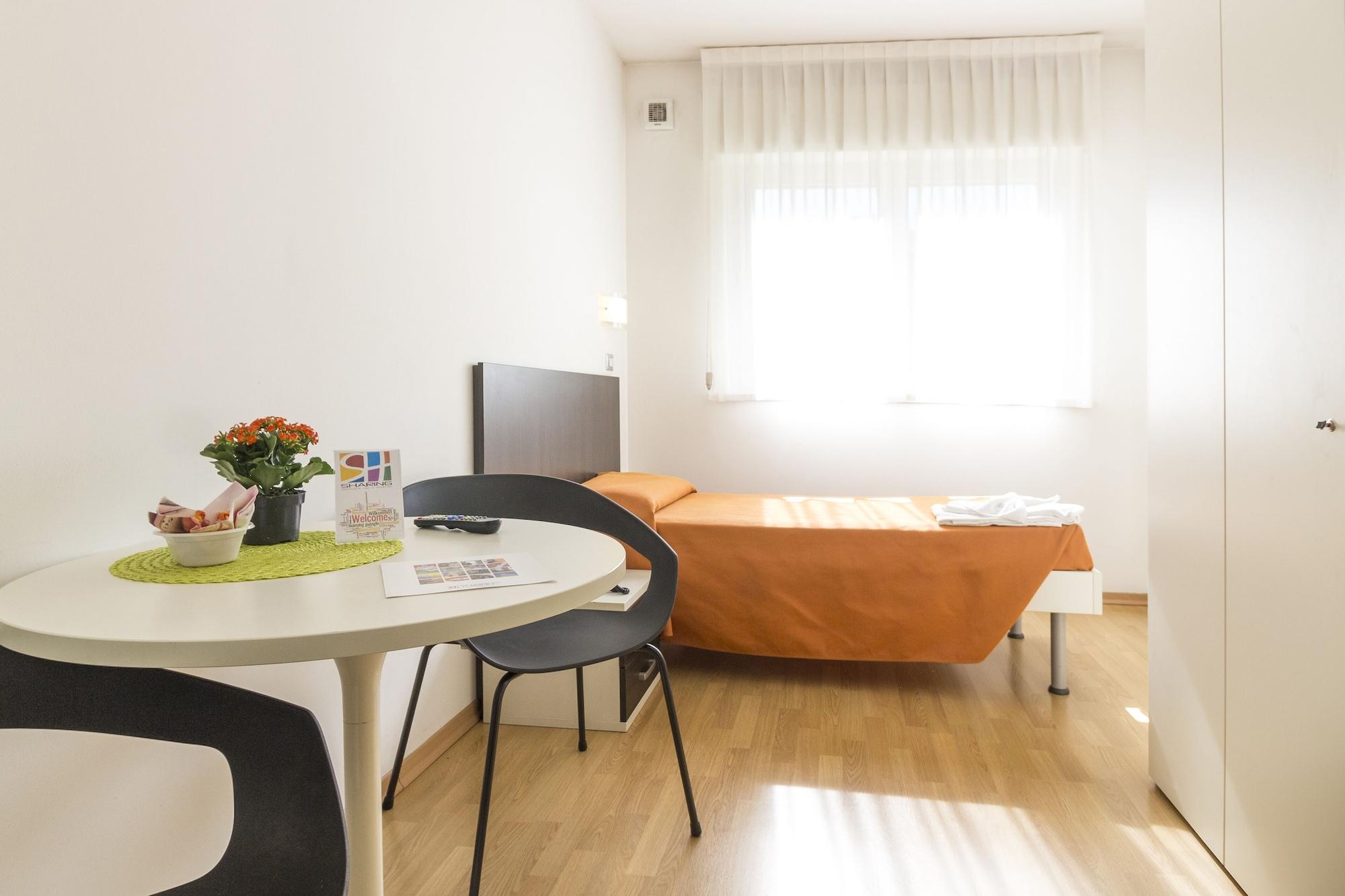 Hotel Sharing Торино Екстериор снимка