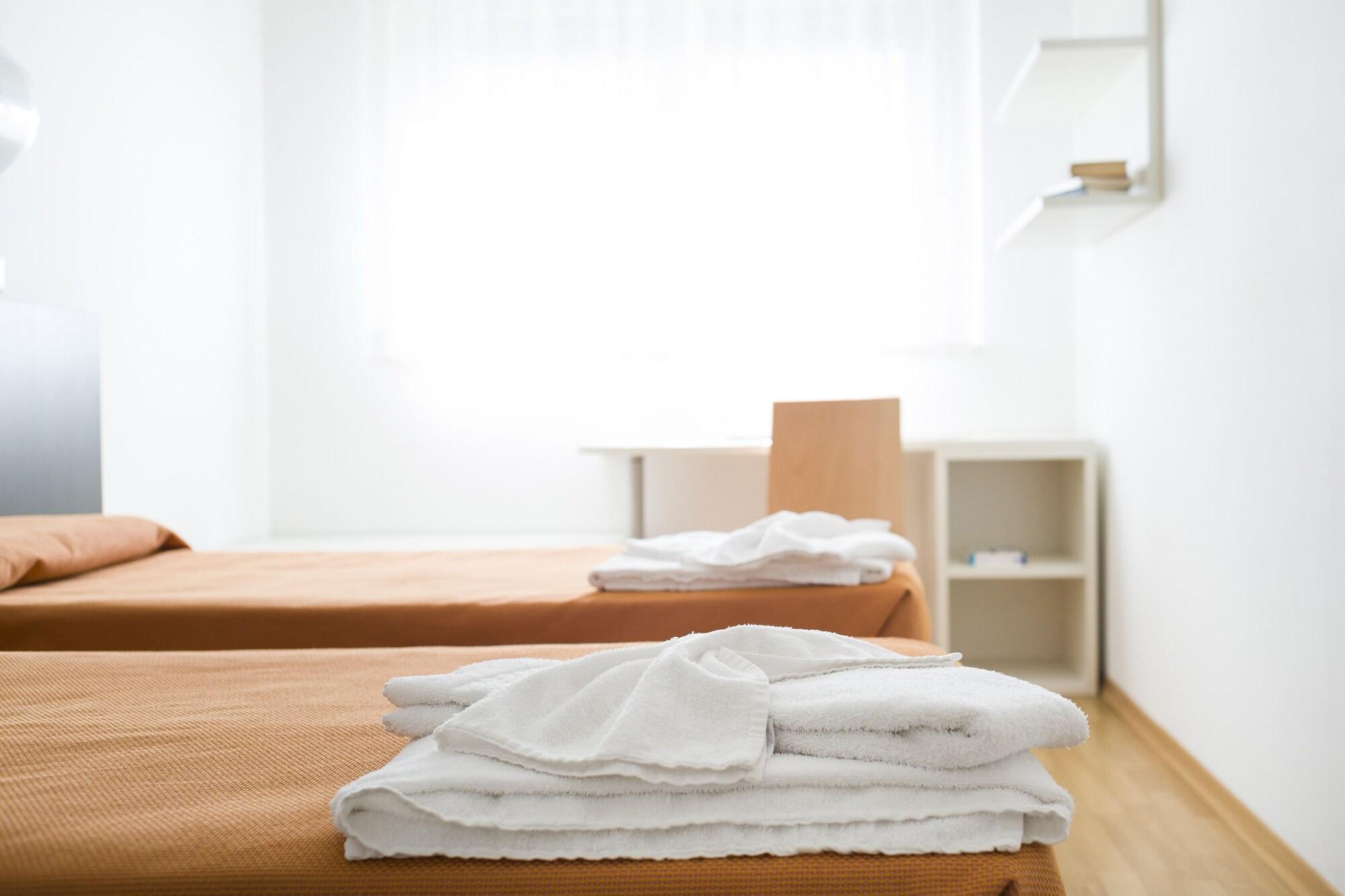 Hotel Sharing Торино Екстериор снимка